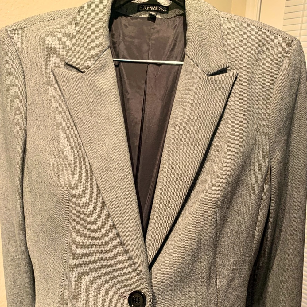 Blazer and Skirt suit, great condition, perfect for work